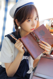 刻晴ちゃんが部下を腿法娴熟